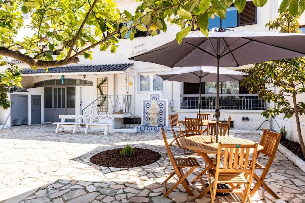 Vita Portucale ! Nook Beach Apartments Кошта-да-Капарика Экстерьер фото