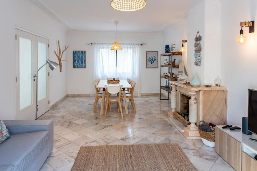 Vita Portucale ! Nook Beach Apartments Кошта-да-Капарика Экстерьер фото