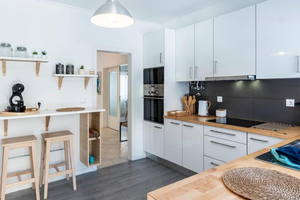 Vita Portucale ! Nook Beach Apartments Кошта-да-Капарика Экстерьер фото