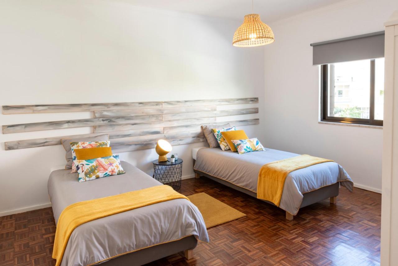 Vita Portucale ! Nook Beach Apartments Кошта-да-Капарика Экстерьер фото